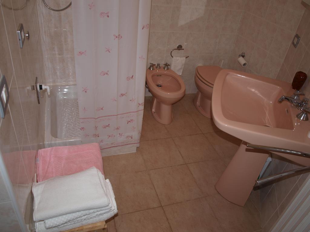 Nora Casa Vacanze Dervio Habitación foto