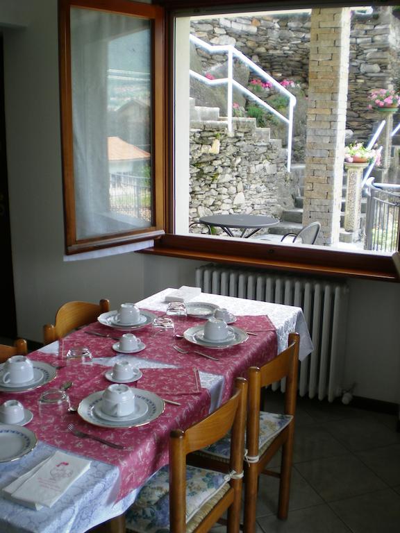 Nora Casa Vacanze Dervio Habitación foto